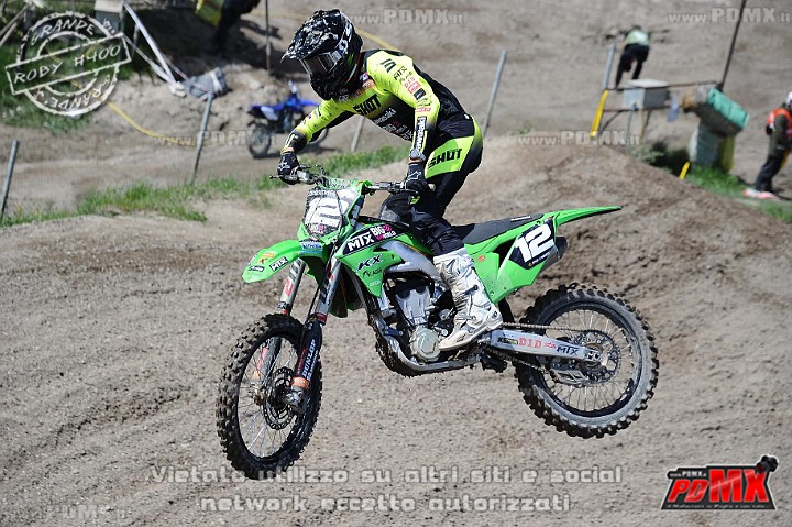 ROB_1859 (Copy).jpg